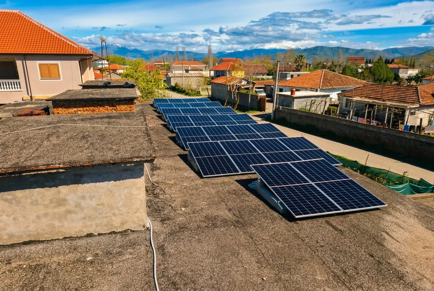 Panele diellore të montuara nga Lira Electric, Lezhë