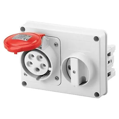 Prizë incaso H ndërbllokim IP44 32A 3P+T+N (e kuqe) – Gewiss GW66120